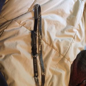 Leather belt with movable links